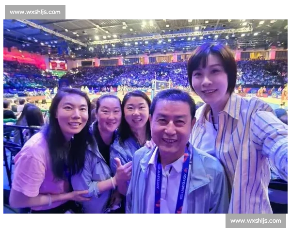 赵蕊蕊 17 岁青涩照曝光!从接应到副攻的蜕变见证中国女排黄金一代 赵蕊蕊 17 岁青涩照曝光!从接应到副攻的蜕变见证中国女排黄金一代
